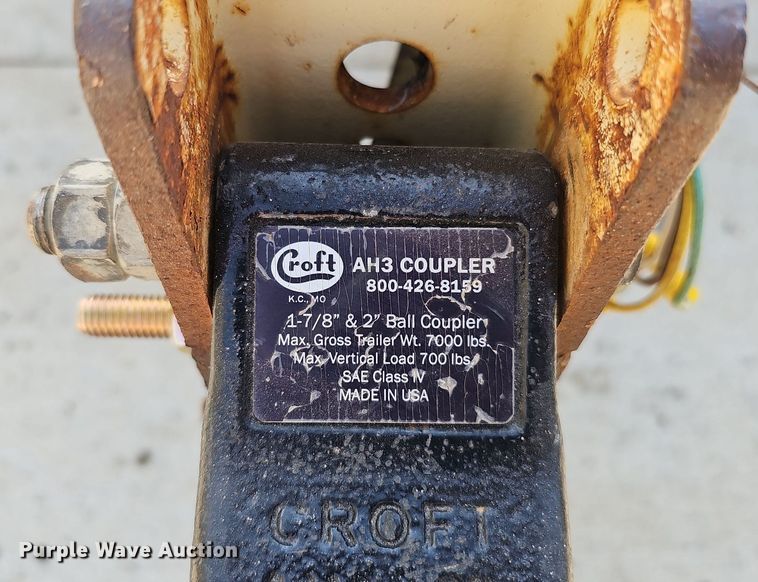 image for item DQ0257 2001 Ingersoll Rand P185 JD  air compressor