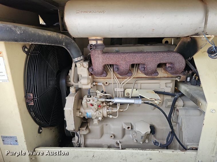image for item DQ0257 2001 Ingersoll Rand P185 JD  air compressor
