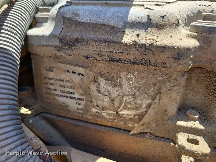 image for item DQ0268 2001 Peterbilt 379  semi truck