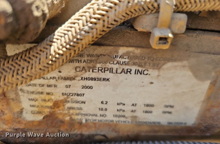 image for item DQ0268 2001 Peterbilt 379  semi truck