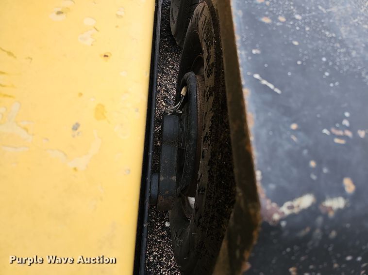 image for item DQ0270 1998 Multiflo Pumps MFV-290-USC-001-4.98  pump