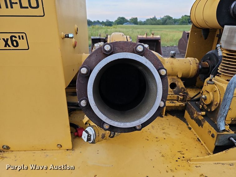 image for item DQ0270 1998 Multiflo Pumps MFV-290-USC-001-4.98  pump