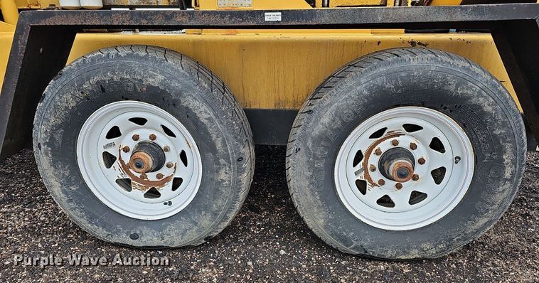 image for item DQ0270 1998 Multiflo Pumps MFV-290-USC-001-4.98  pump