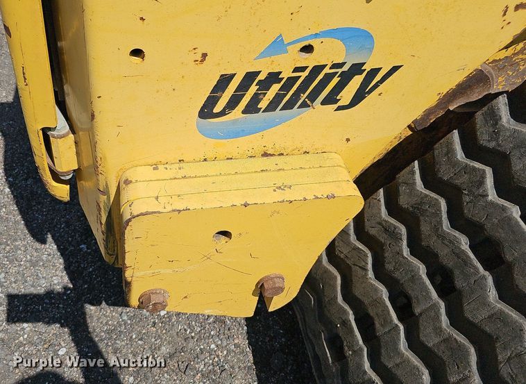 image for item DQ0272 2007 Komatsu CK30-1  tracked skid steer loader