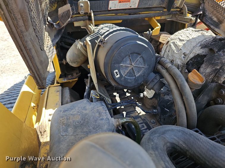 image for item DQ0272 2007 Komatsu CK30-1  tracked skid steer loader