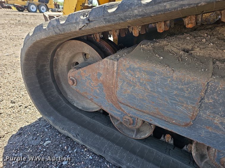 image for item DQ0272 2007 Komatsu CK30-1  tracked skid steer loader