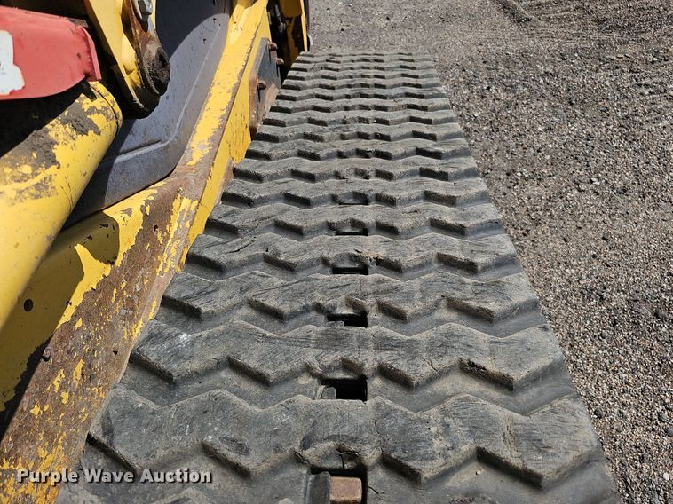 image for item DQ0272 2007 Komatsu CK30-1  tracked skid steer loader