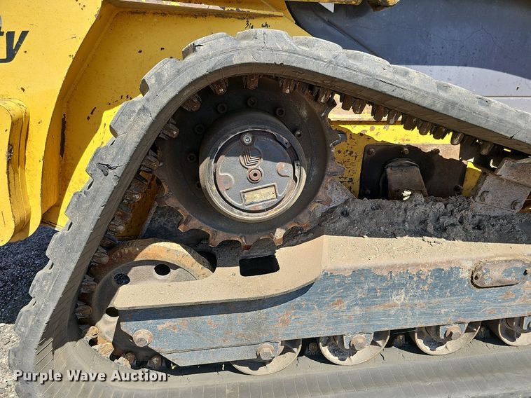 image for item DQ0272 2007 Komatsu CK30-1  tracked skid steer loader