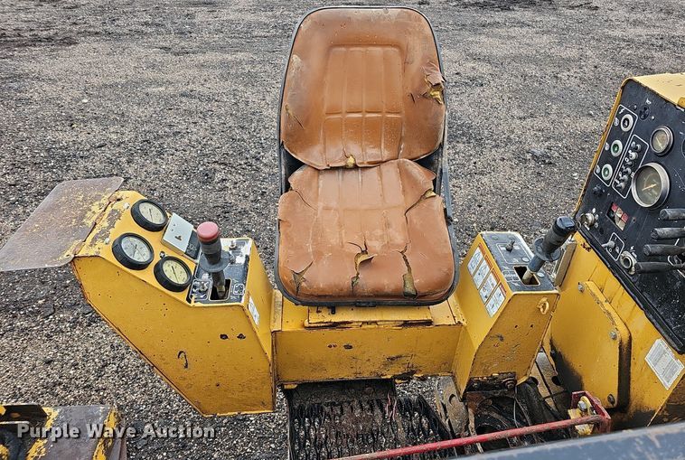 image for item DQ0276 2000 Vermeer D16X20A Navigator  directional boring unit