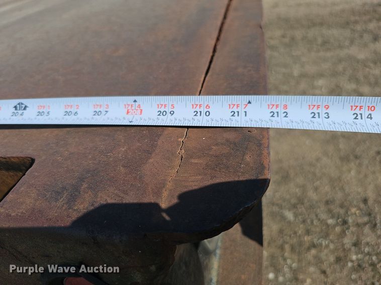 image for item DQ0277 1993 Ford L8000  crane truck