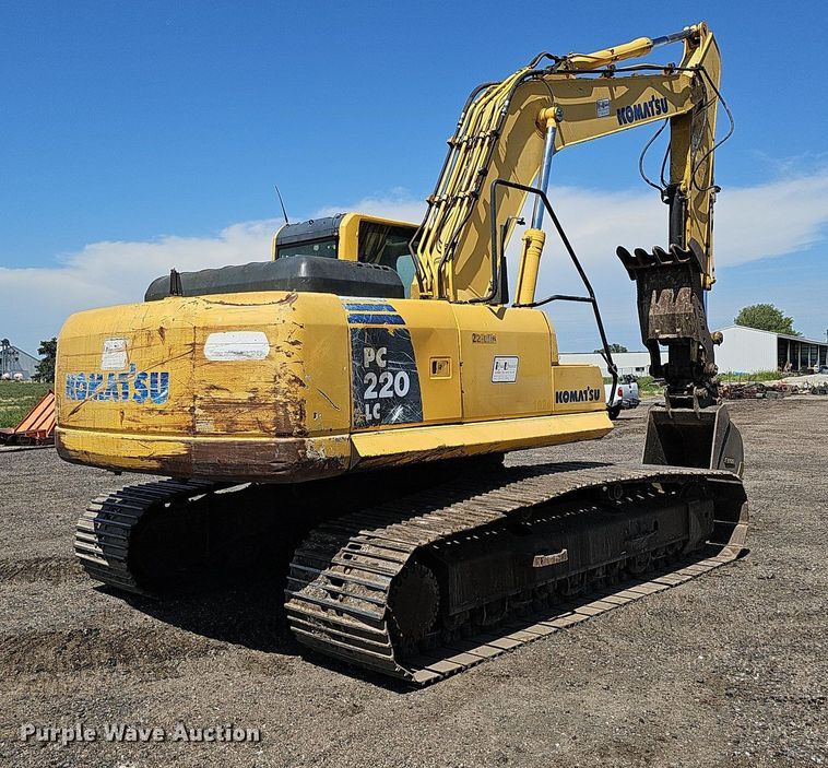 image for item DQ0278 2006 Komatsu PC220LC-8  excavator