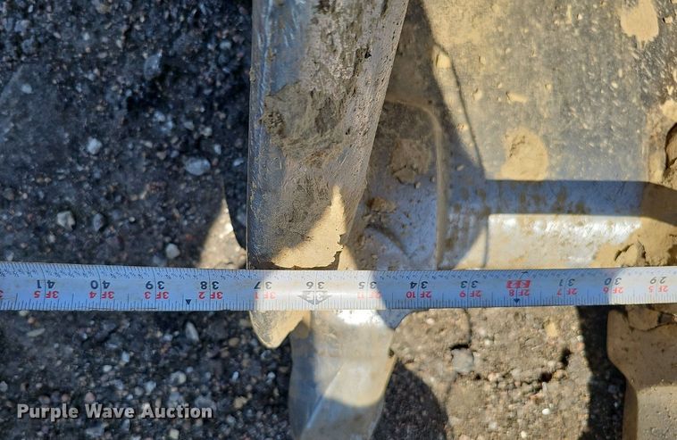 image for item DQ0278 2006 Komatsu PC220LC-8  excavator