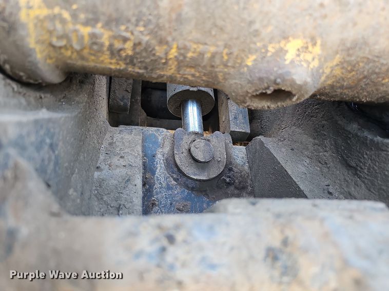 image for item DQ0278 2006 Komatsu PC220LC-8  excavator