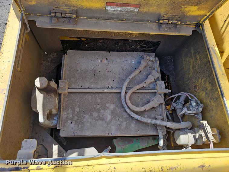 image for item DQ0278 2006 Komatsu PC220LC-8  excavator