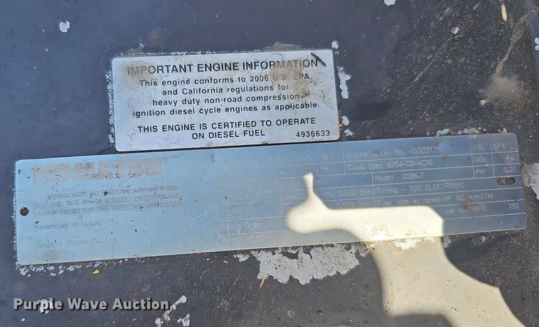 image for item DQ0278 2006 Komatsu PC220LC-8  excavator