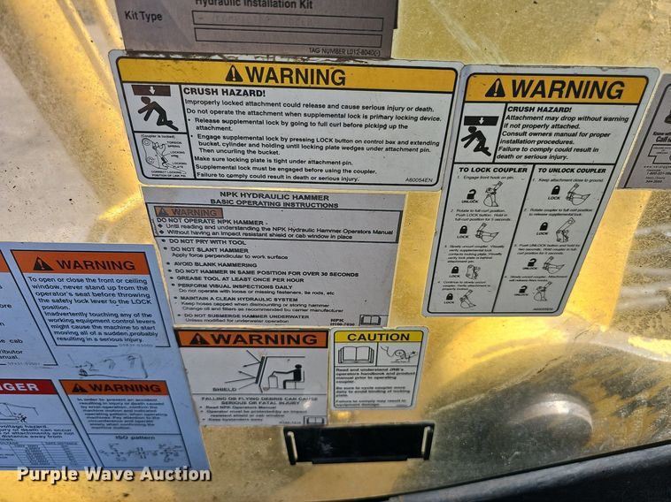 image for item DQ0278 2006 Komatsu PC220LC-8  excavator