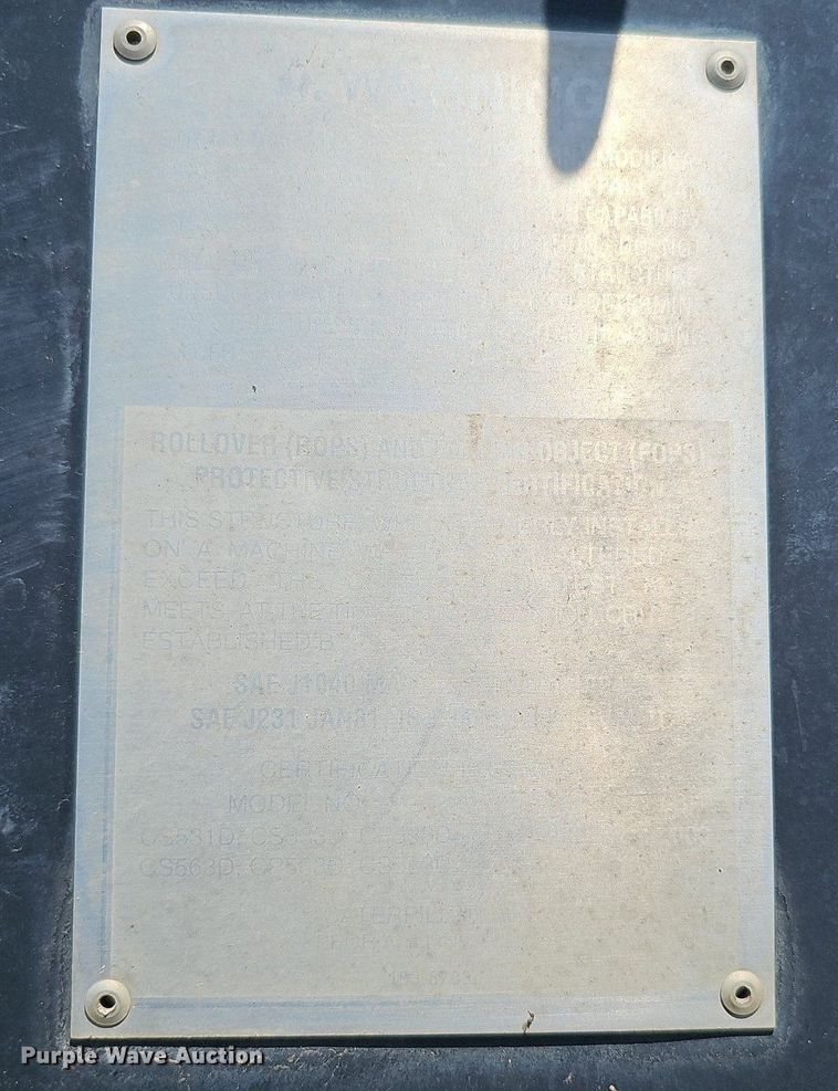 image for item DQ0279 2001 Caterpillar CP-563D  single drum vibratory roller