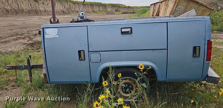 image for item DQ0283 Stahl Grand Challenger G101 service bed trailer