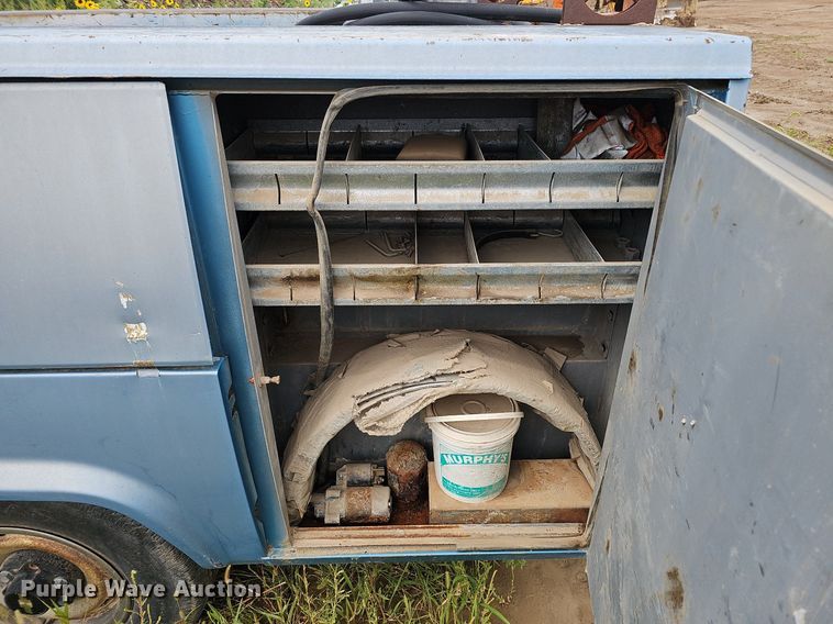 image for item DQ0283 Stahl Grand Challenger G101 service bed trailer