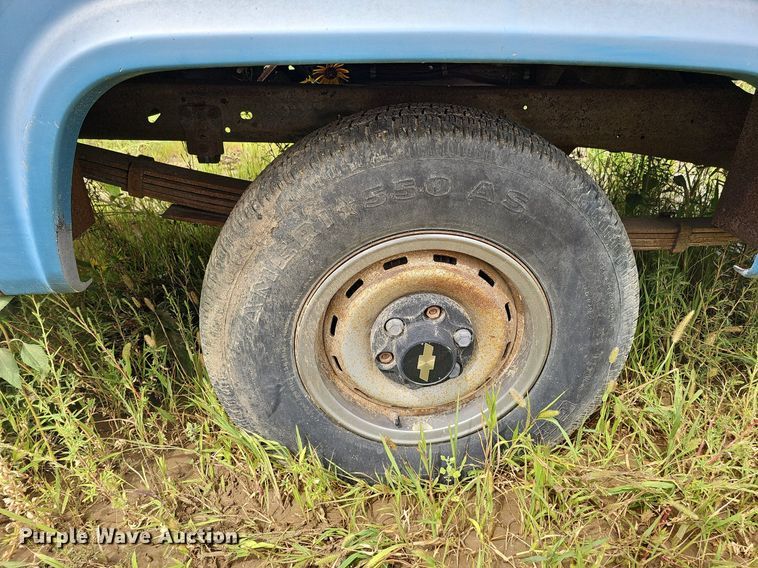 image for item DQ0283 Stahl Grand Challenger G101 service bed trailer