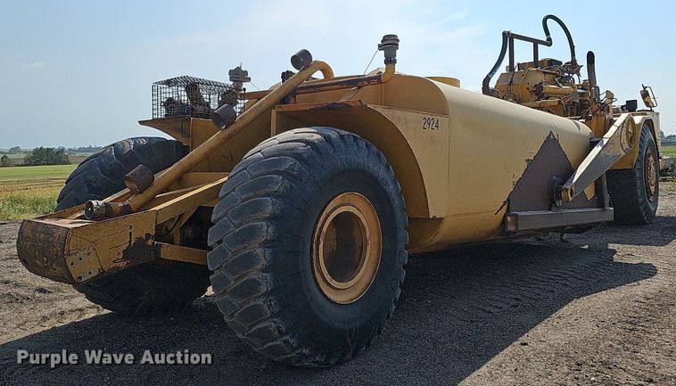 image for item DQ0289 1974 Caterpillar 623B  water wagon