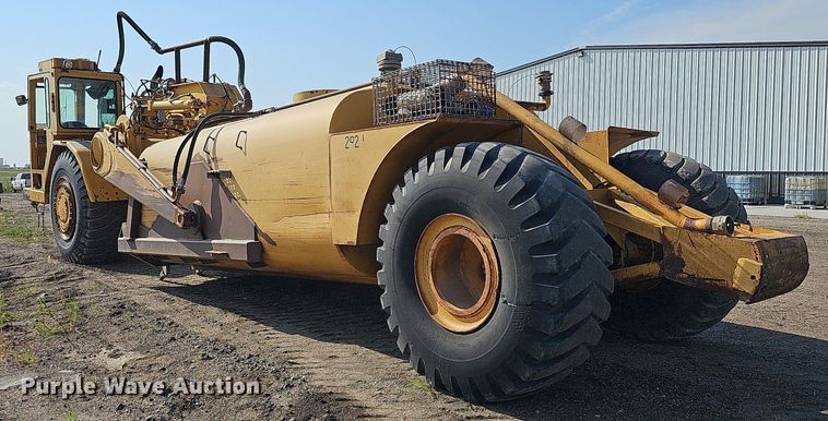 image for item DQ0289 1974 Caterpillar 623B  water wagon