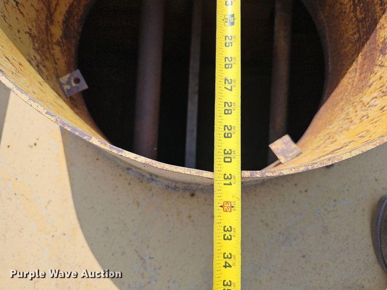 image for item DQ0289 1974 Caterpillar 623B  water wagon