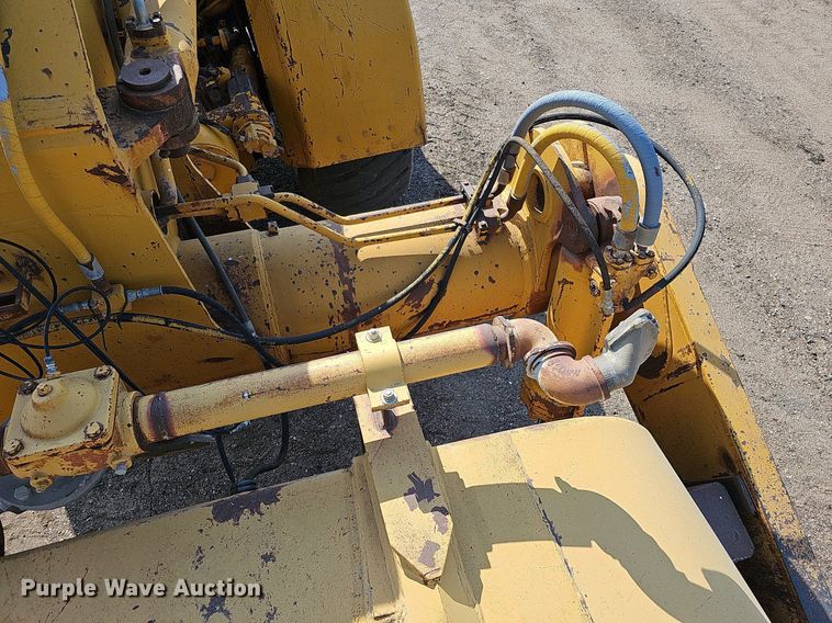 image for item DQ0289 1974 Caterpillar 623B  water wagon