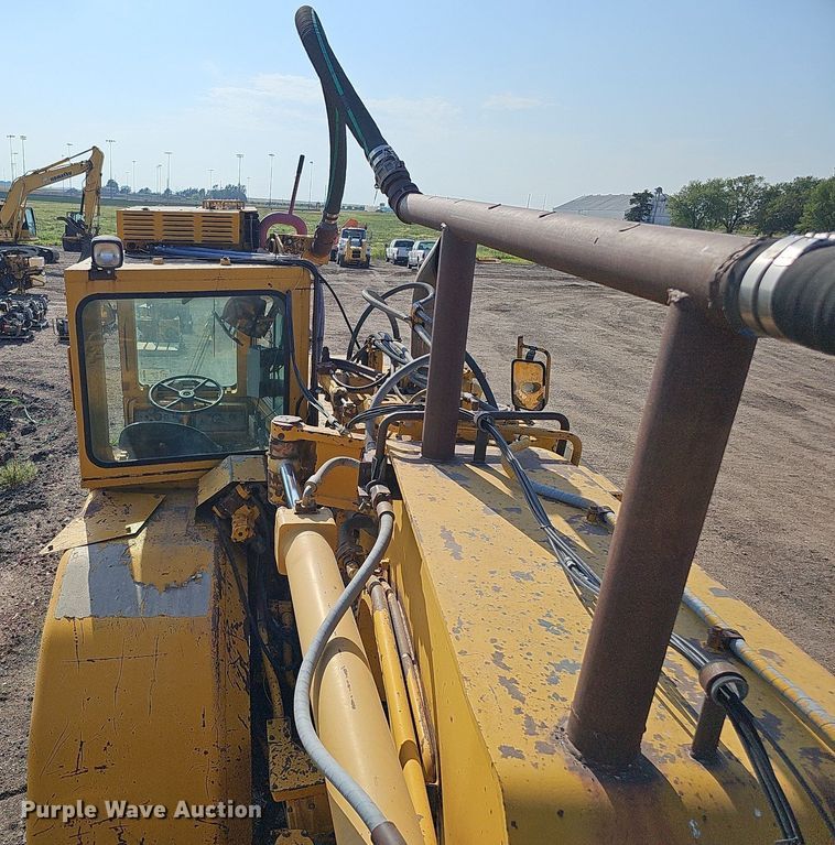 image for item DQ0289 1974 Caterpillar 623B  water wagon