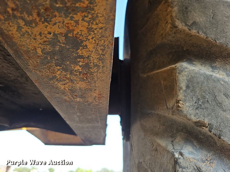 image for item DQ0289 1974 Caterpillar 623B  water wagon