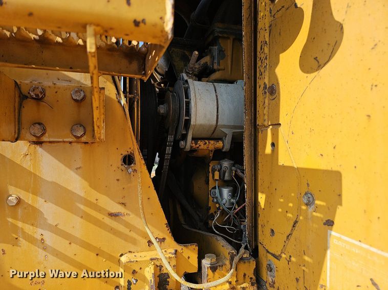 image for item DQ0289 1974 Caterpillar 623B  water wagon