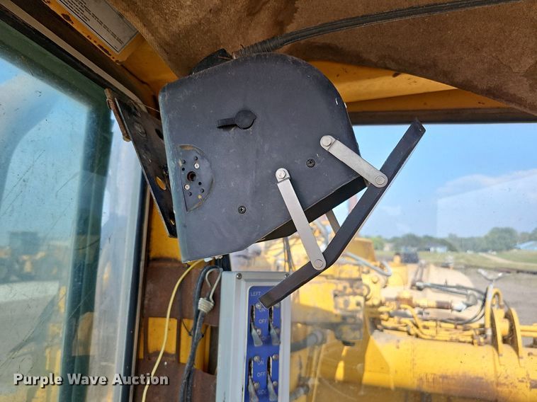 image for item DQ0289 1974 Caterpillar 623B  water wagon