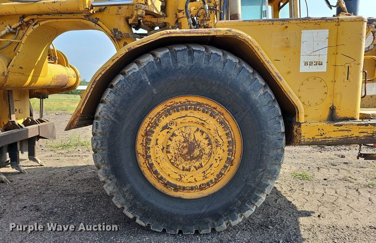 image for item DQ0289 1974 Caterpillar 623B  water wagon