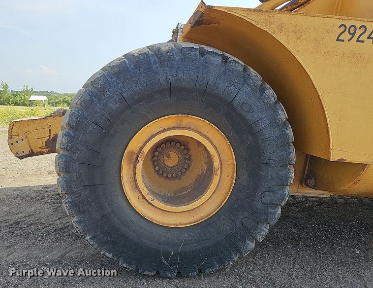 image for item DQ0289 1974 Caterpillar 623B  water wagon