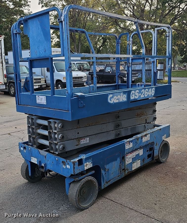 image for item DQ0306 2015 Genie GS-2646  scissor lift
