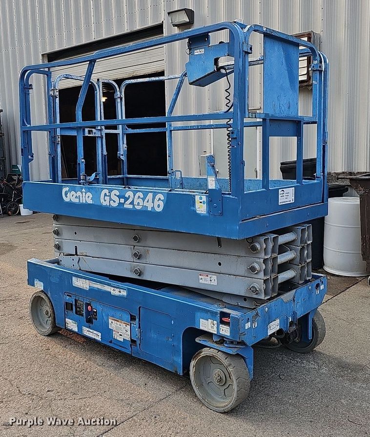image for item DQ0306 2015 Genie GS-2646  scissor lift