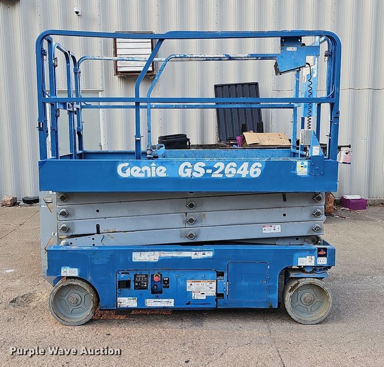 image for item DQ0306 2015 Genie GS-2646  scissor lift