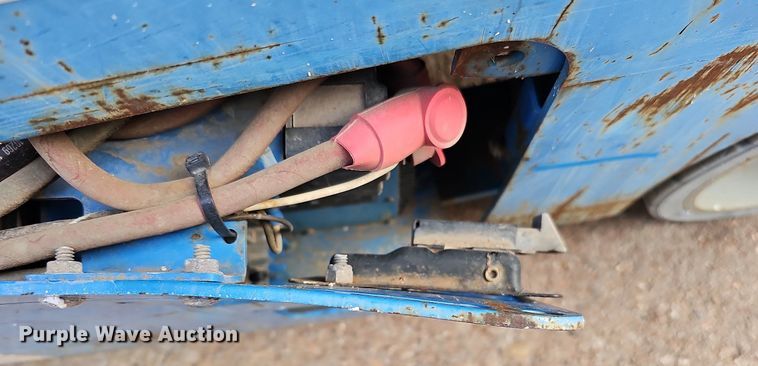 image for item DQ0306 2015 Genie GS-2646  scissor lift