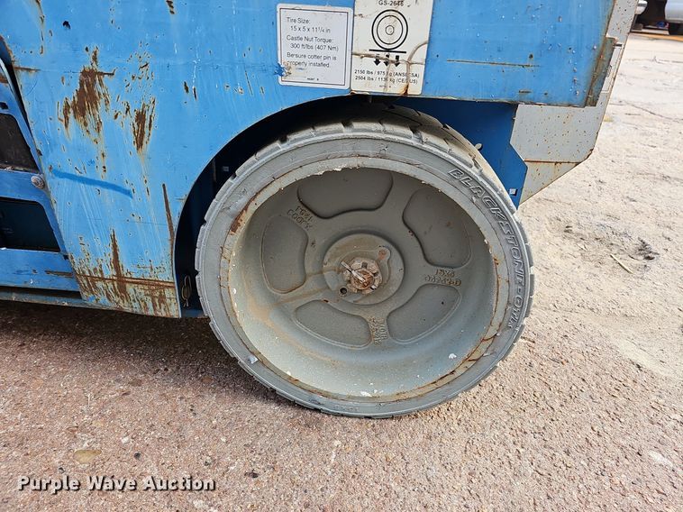 image for item DQ0306 2015 Genie GS-2646  scissor lift