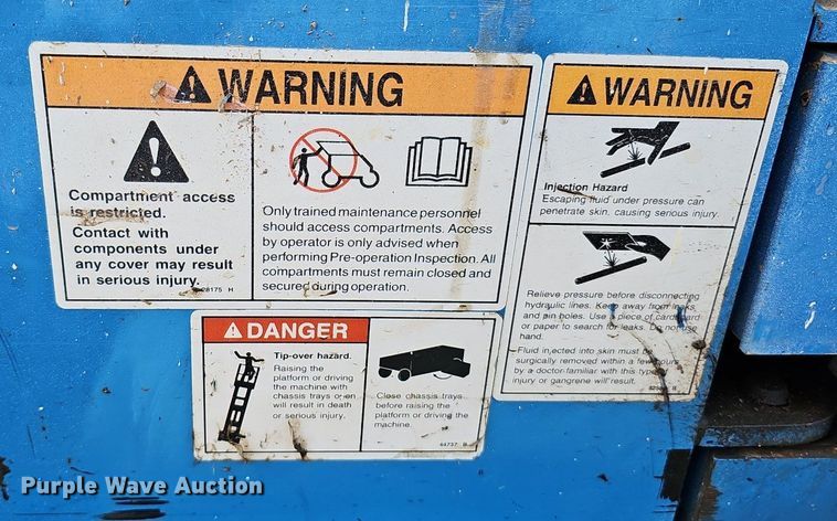 image for item DQ0306 2015 Genie GS-2646  scissor lift