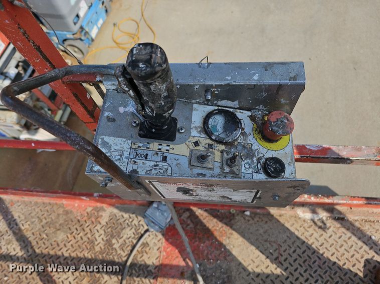 image for item DQ0308 Skyjack SJIII 3219 scissor lift