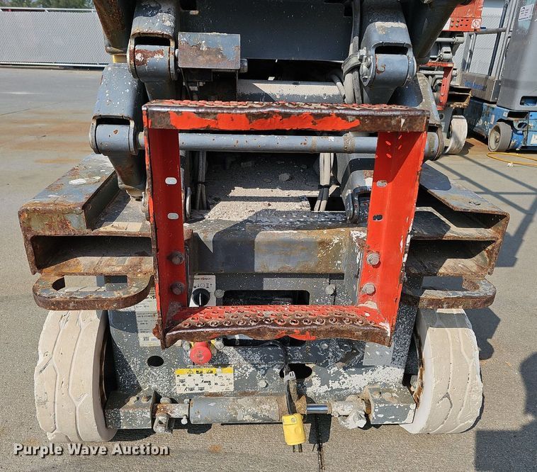 image for item DQ0308 Skyjack SJIII 3219 scissor lift