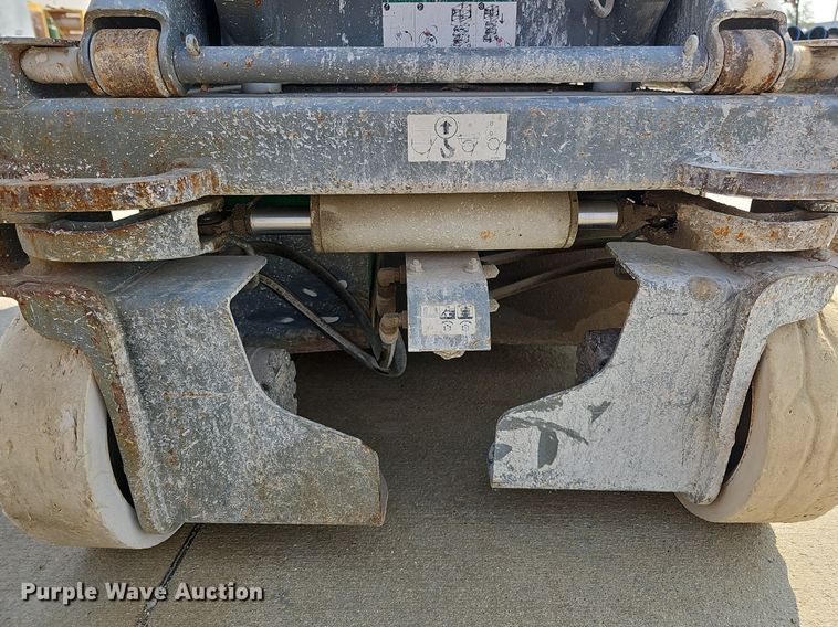 image for item DQ0308 Skyjack SJIII 3219 scissor lift