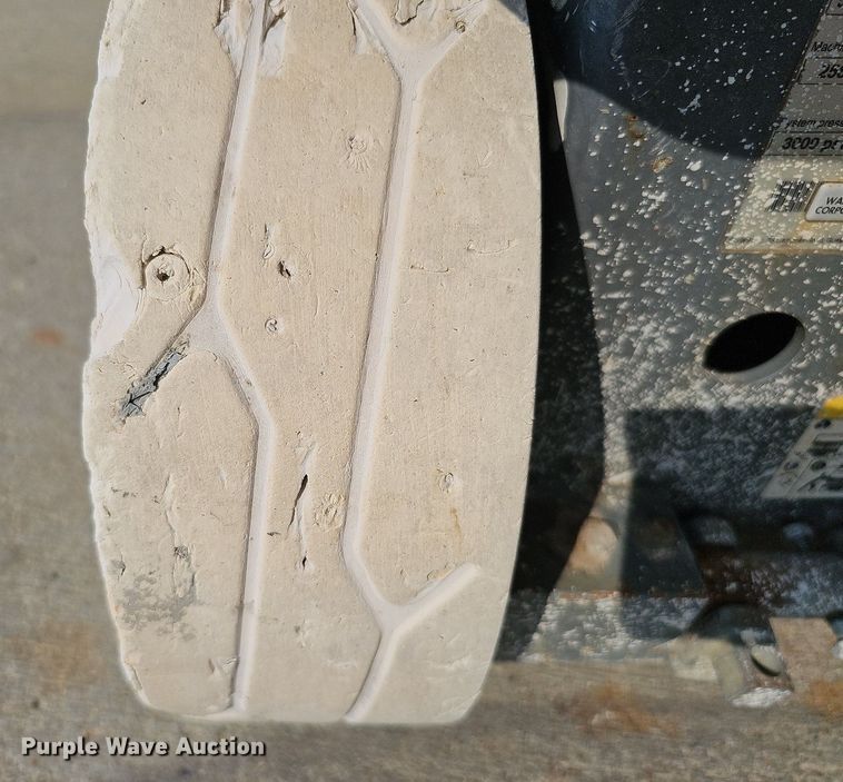 image for item DQ0308 Skyjack SJIII 3219 scissor lift