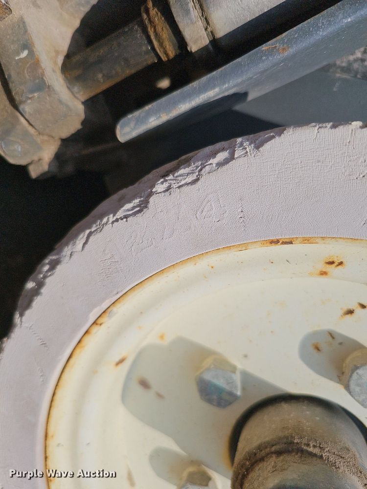 image for item DQ0308 Skyjack SJIII 3219 scissor lift