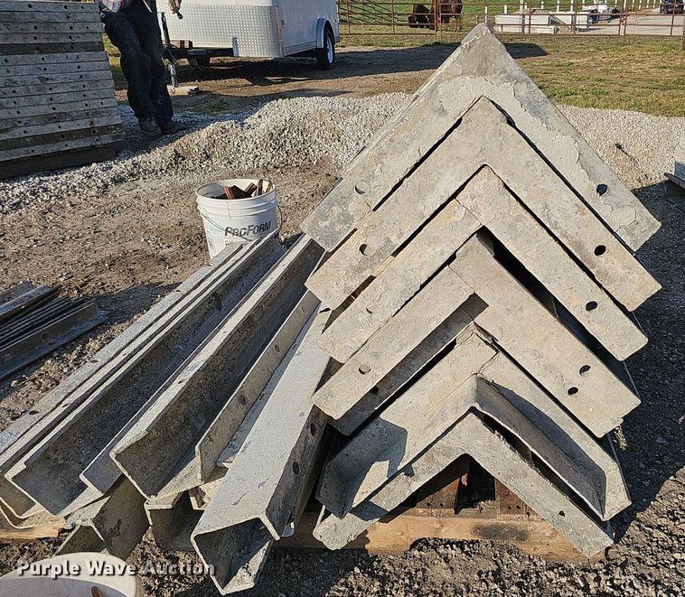 image for item DQ0318 Wall Ties & Forms inc  concrete forms