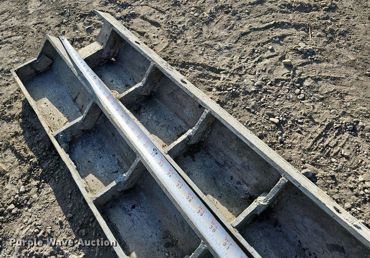 image for item DQ0318 Wall Ties & Forms inc  concrete forms