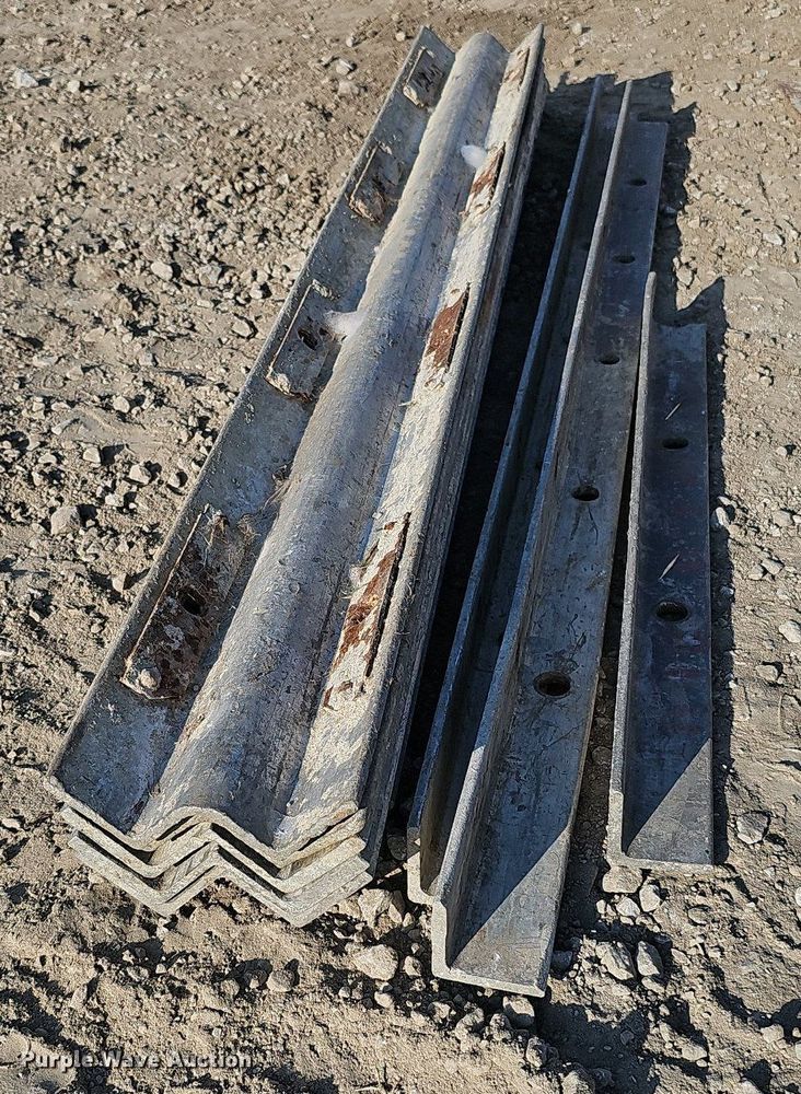 image for item DQ0318 Wall Ties & Forms inc  concrete forms