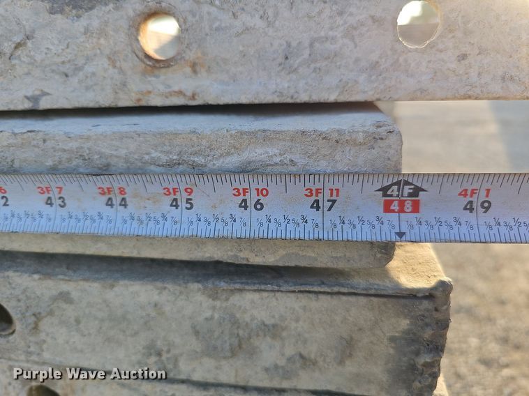 image for item DQ0320 Concrete forms