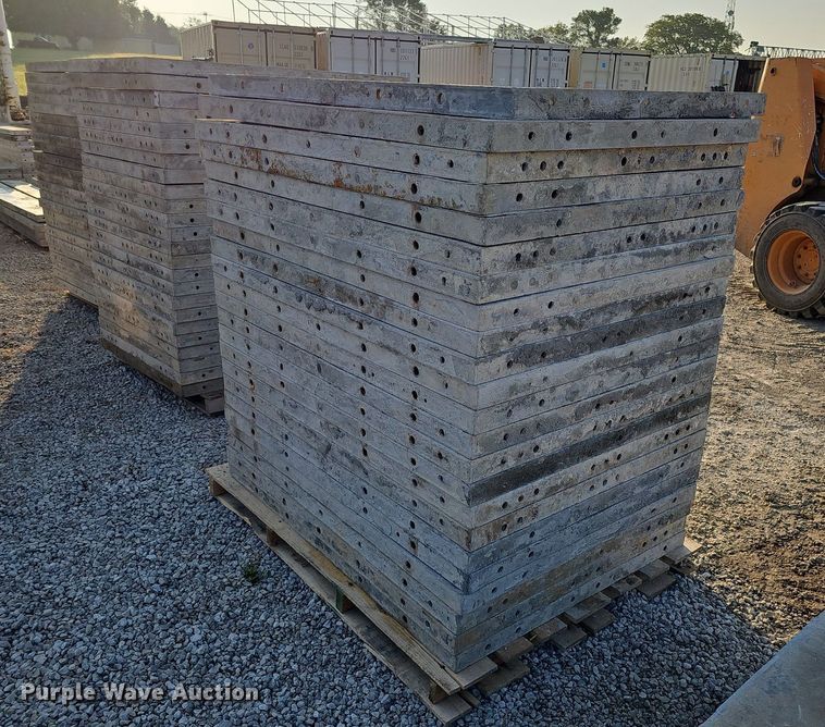 image for item DQ0320 Concrete forms